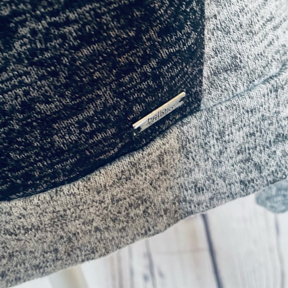 Women’s Small Sweater Hello Mello Gray Hooded Pockets Lightweight Soft Knit - Picture 3 of 11